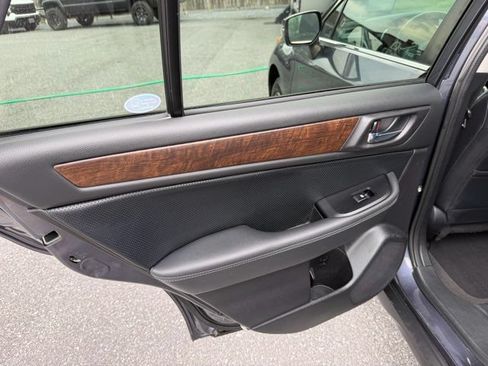 Used 2016 Subaru Outback 2.5i Limited w/ Protection Package #1 AWD/4WD image 19