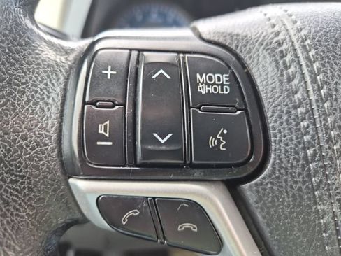 Used 2019 Toyota Sienna LE AWD/4WD image 19
