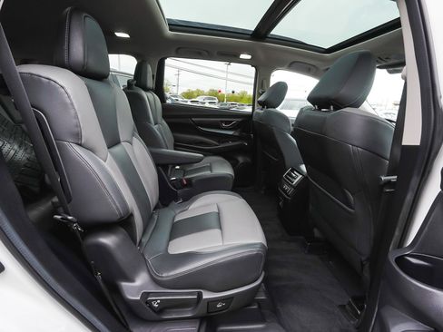 Used 2022 Subaru Ascent Onyx Edition AWD/4WD image 41