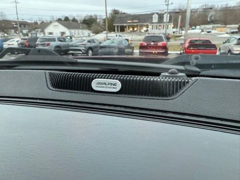 Used 2017 RAM 1500 Limited image 33