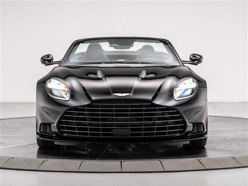 New 2026 Aston Martin Vanquish Convertible RWD image 6