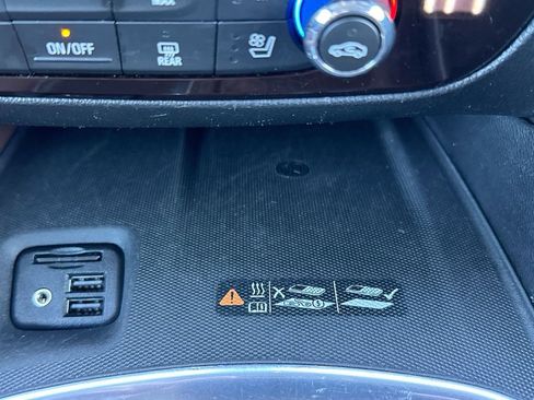 Used 2020 Buick Enclave Avenir w/ Avenir Technology Package image 41