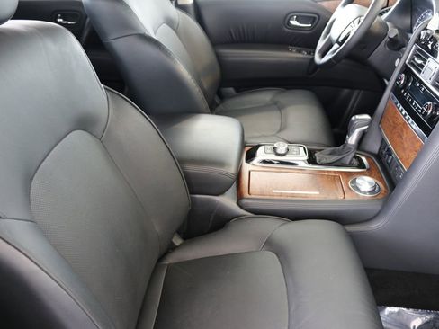 Used 2024 Nissan Armada SL image 40