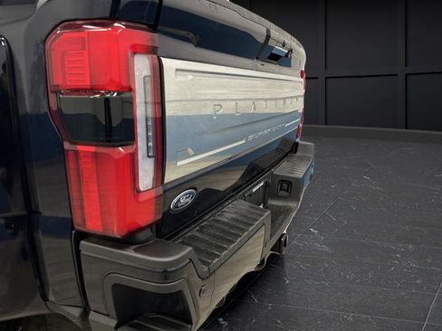 Used 2024 Ford F350 Platinum AWD/4WD image 37