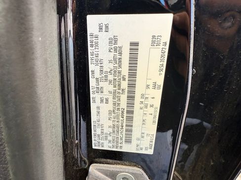 Used 2017 Lincoln MKC Premiere FWD image 28