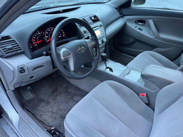 Used 2011 Toyota Camry LE w/ LE Extra-Value Pkg FWD image 10
