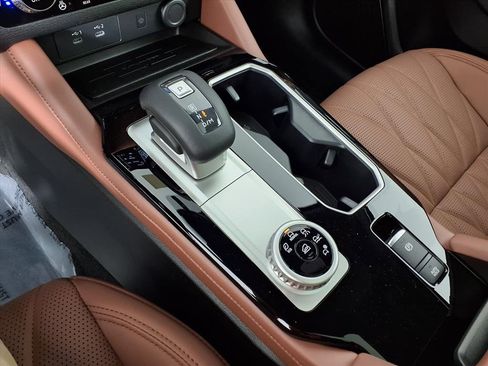 New 2026 Mitsubishi Outlander SEL image 19