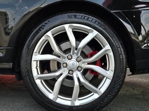 Used 2020 Land Rover Range Rover Sport SVR AWD/4WD image 7