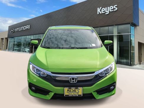 Used 2017 Honda Civic EX-T image 2
