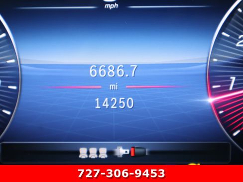 Certified 2025 Mercedes-Benz GLA 250 4MATIC image 28