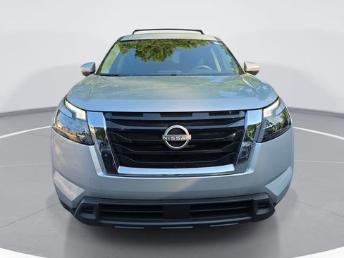 Used 2025 Nissan Pathfinder SV w/ Cargo Package FWD image 9