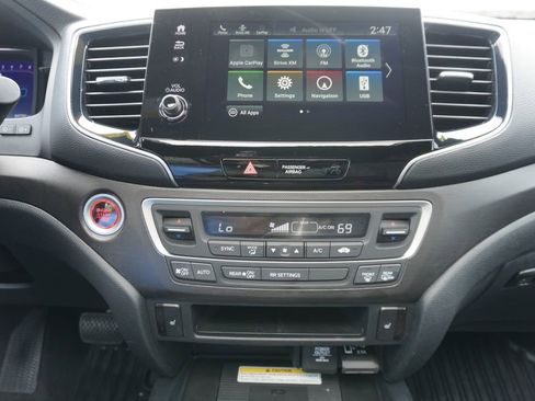Used 2023 Honda Passport TrailSport image 14
