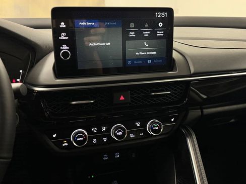 Used 2025 Acura ADX AWD image 26
