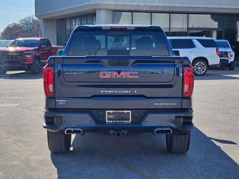 Used 2022 GMC Sierra 1500 Denali w/ Denali Carbonpro Edition image 5