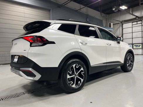 Used 2025 Kia Sportage EX w/ EX Premium Package AWD/4WD image 7