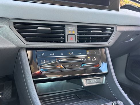 New 2026 Volkswagen Jetta SE FWD image 36