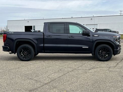 New 2025 GMC Sierra 1500 Elevation image 42