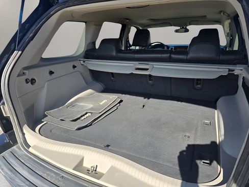 Used 2010 Jeep Grand Cherokee Limited w/ Mopar Chrome Edition Group image 30