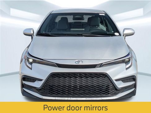 Used 2025 Toyota Corolla SE FWD image 11