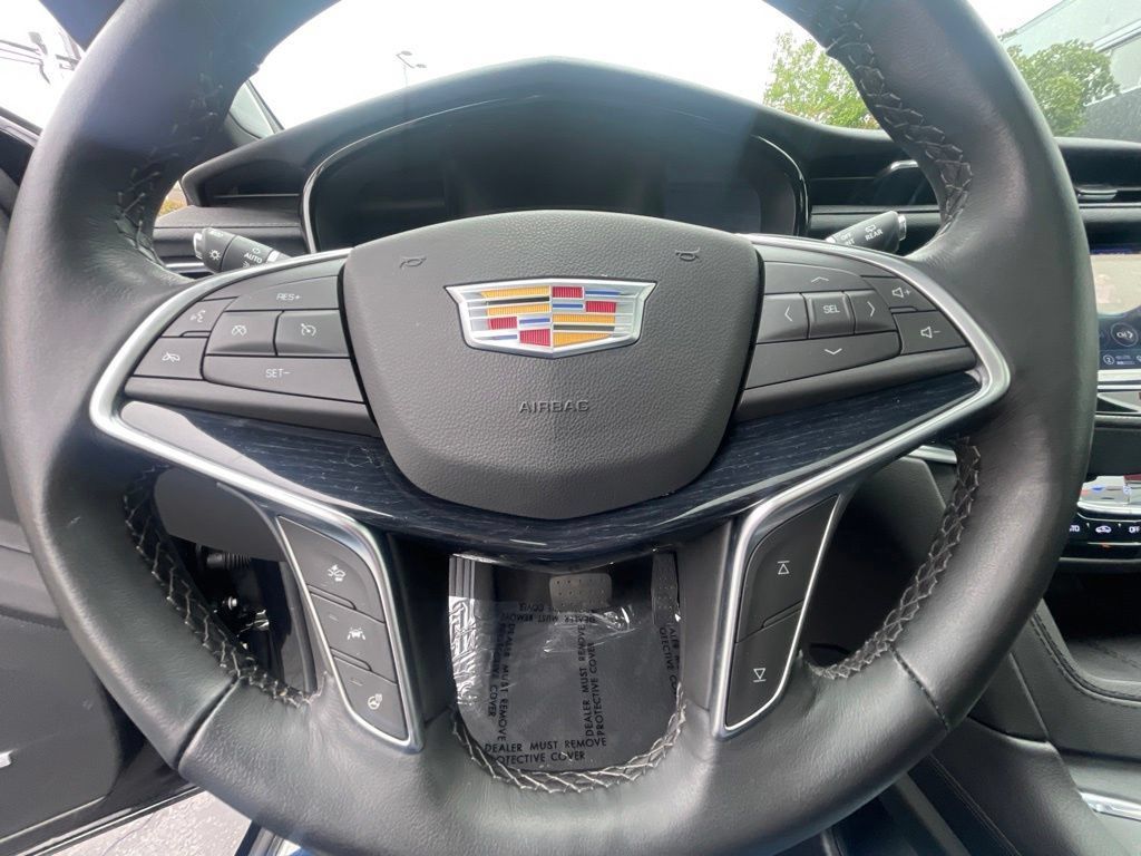 Used 2024 Cadillac XT5 Premium Luxury AWD/4WD image 12
