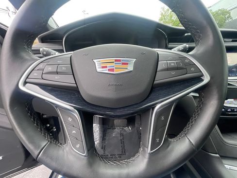 Used 2024 Cadillac XT5 Premium Luxury AWD/4WD image 12