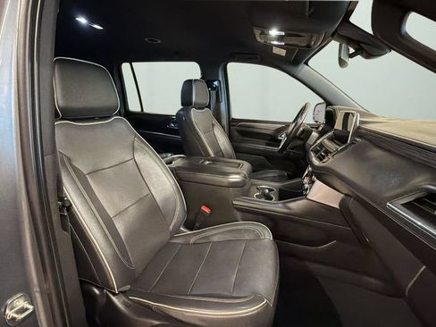 Used 2021 GMC Yukon XL SLT AWD/4WD image 9