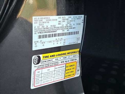 Used 2025 Ford Expedition Tremor AWD/4WD image 26