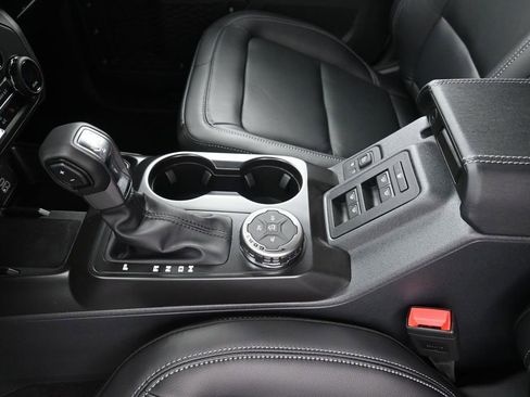 New 2026 Ford Bronco Outer Banks AWD/4WD image 19