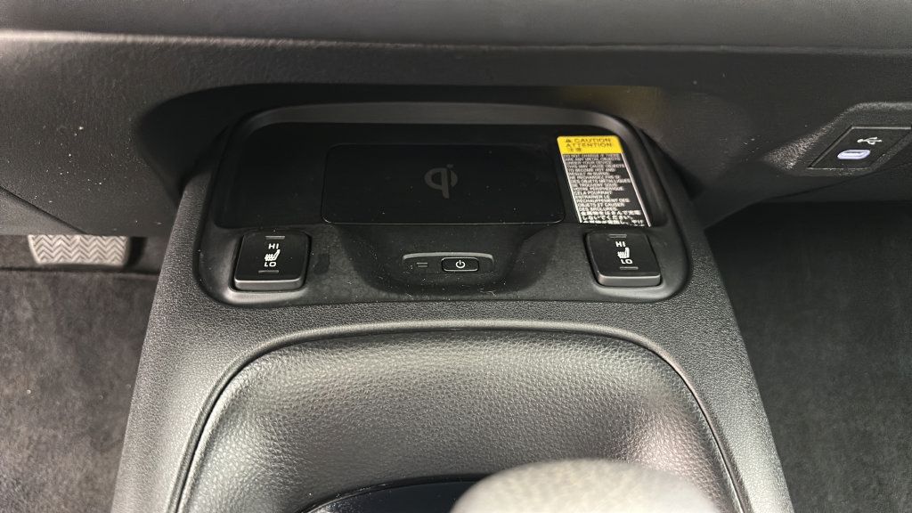 Used 2023 Toyota Corolla XSE w/ Carpet Mat Package (TMS) FWD image 20
