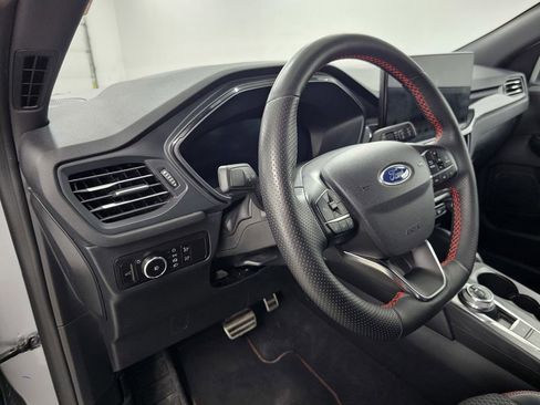 Used 2023 Ford Escape ST-Line Select w/ Tech Pack #2 AWD/4WD image 10