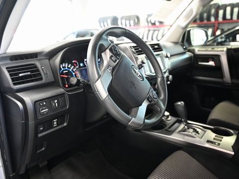 Used 2016 Toyota 4Runner SR5 image 21