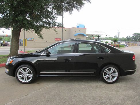Used 2014 Volkswagen Passat TDI SEL Premium FWD image 5