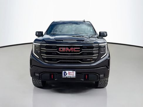 Used 2025 GMC Sierra 1500 AT4 w/ AT4 Premium Package AWD/4WD image 2
