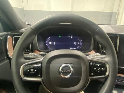 Used 2023 Volvo XC60 B6 Ultimate w/ Climate Package AWD/4WD image 15