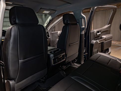 Used 2019 Chevrolet Silverado 1500 LTZ w/ LTZ Plus Package image 23