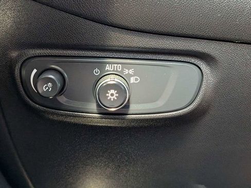 Used 2022 Chevrolet Equinox LT AWD/4WD image 27