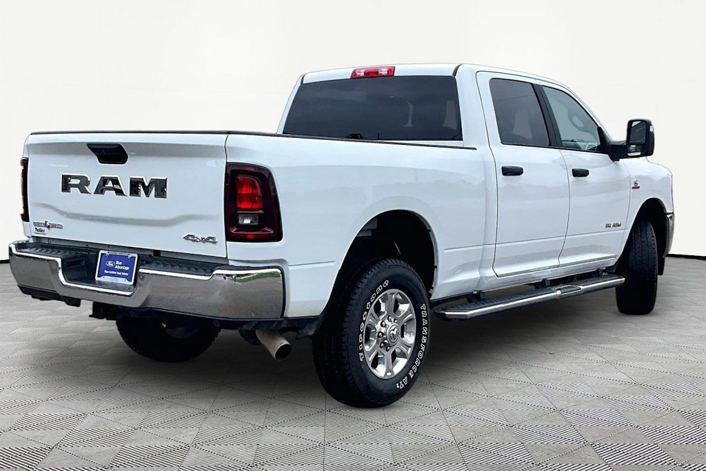 Used 2025 RAM 2500 Lone Star AWD/4WD image 2