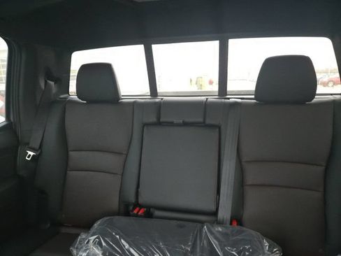 New 2026 Honda Ridgeline Black Edition image 9