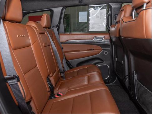 Used 2020 Jeep Grand Cherokee Summit AWD/4WD image 23