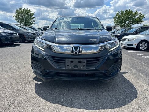 Used 2021 Honda HR-V LX image 2