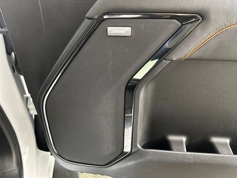 Used 2022 GMC Sierra 1500 AT4 w/ AT4 Premium Package image 30