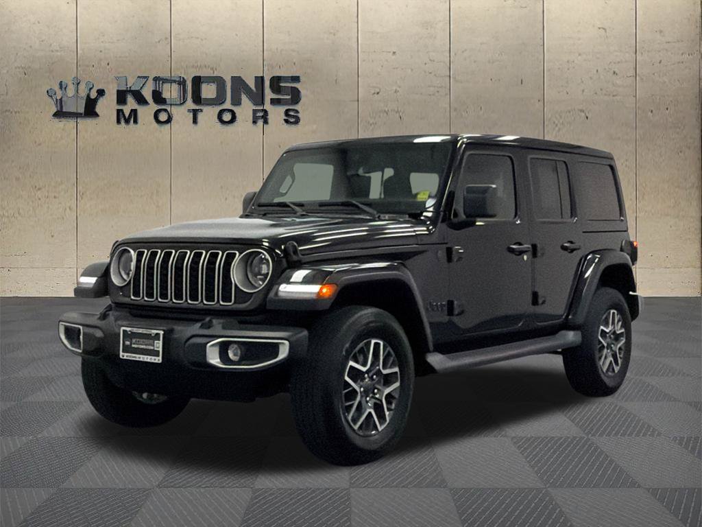 Used 2025 Jeep Wrangler Unlimited Sahara AWD/4WD image 1