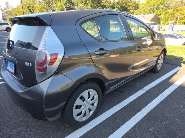 Used 2014 Toyota Prius C One FWD image 13