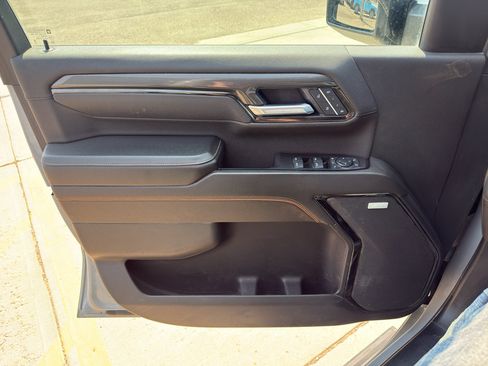 Used 2025 GMC Sierra 3500 AT4 w/ AT4 Premium Plus Package AWD/4WD image 26