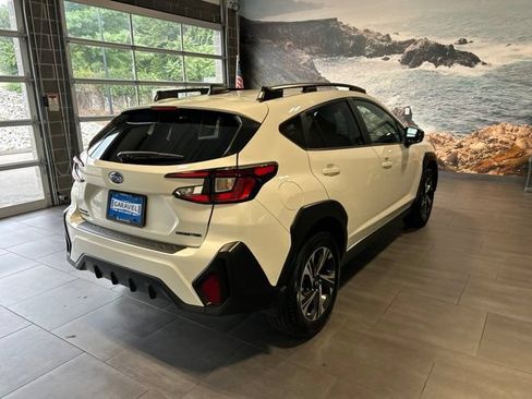 Used 2026 Subaru Crosstrek 2.5i Premium AWD/4WD image 38