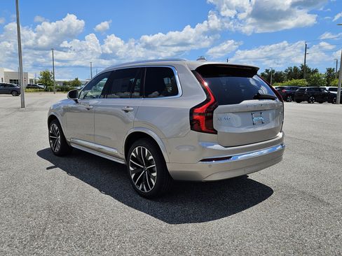 New 2026 Volvo XC90 B6 Plus image 5