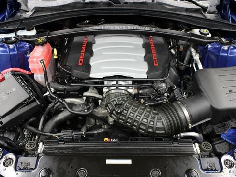 Used 2021 Chevrolet Camaro SS w/ LPO, Camaro Logo Package RWD image 29
