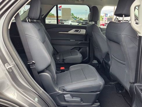 New 2026 Ford Explorer Active image 16