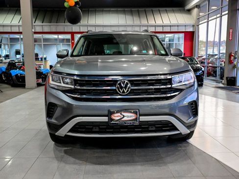 Used 2022 Volkswagen Atlas SE image 2