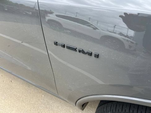 Certified 2025 Dodge Durango R/T w/ Blacktop Package AWD/4WD image 11